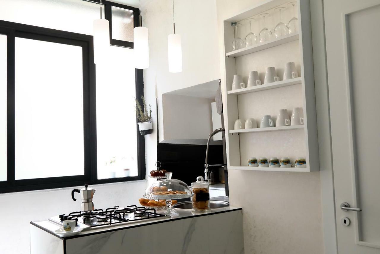 House Tribunali Naples Exterior photo